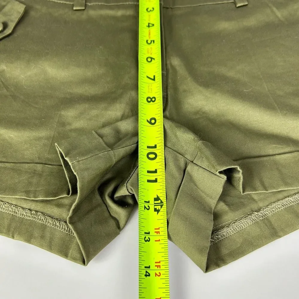 NWT‎ H&M Green Flat Front Zip Fly  Pocket Casual Chino Shorts Women's Size 6